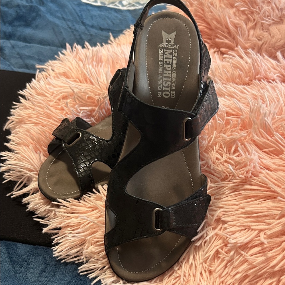 Mephisto Black Strappy Sandals